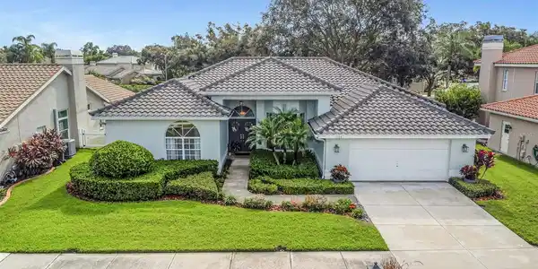 1106 GLENN LANE