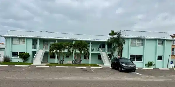 10 164TH AVE