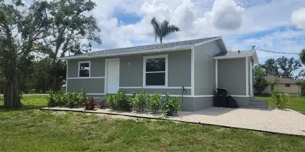541 E VIRGINIA AVENUE
