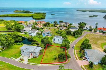2101 SANDPIPER POINTE COURT