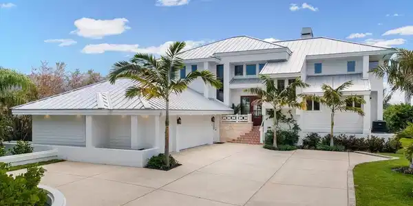 433 ST ANDREWS DRIVE