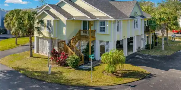 11938 W BLUE BAYOU COURT