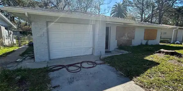 7052 MORNINGSTAR LANE