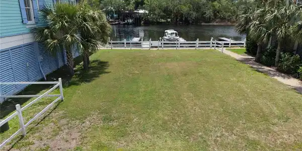 Image 4 Image 4