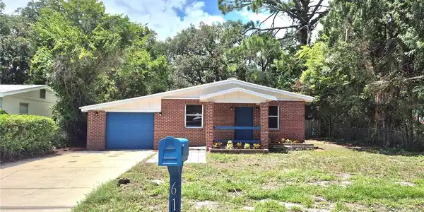 618 AURORA STREET
