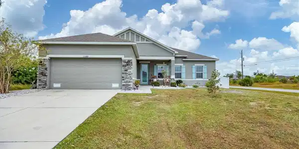 15589 MCCOMB CIRCLE