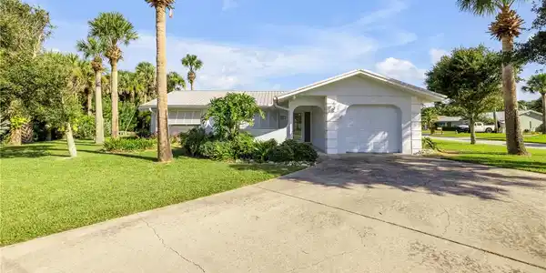 13 HILLSIDE DRIVE