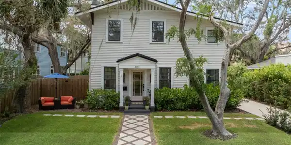3011 HARBOR VIEW