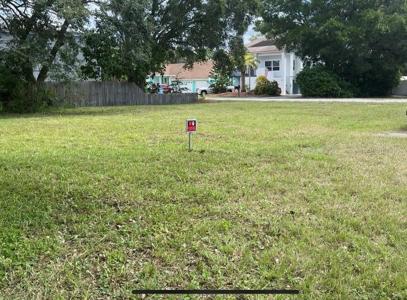 525 WESTWINDS DRIVE