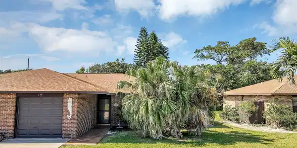 139 NORMANDY PLACE