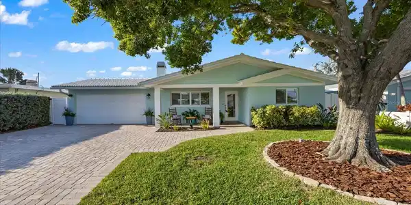 350 LA HACIENDA DRIVE