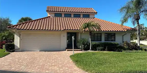 195 INLETS BOULEVARD