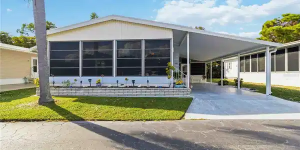 300 TROPIC DRIVE