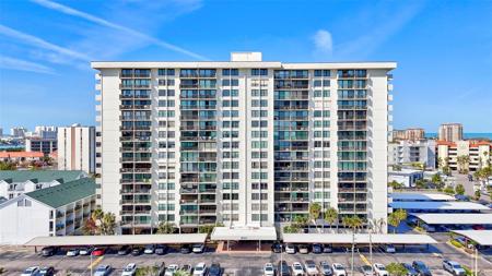 400 ISLAND WAY