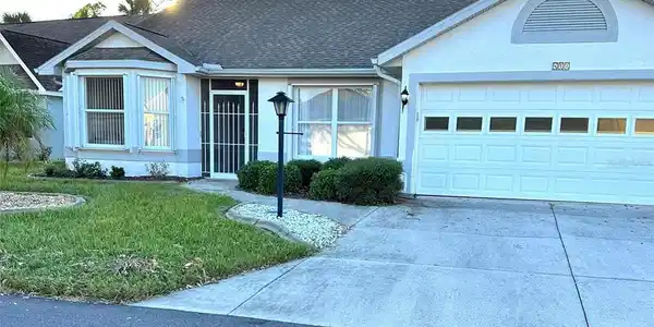 411 BLUE SPRINGS COURT