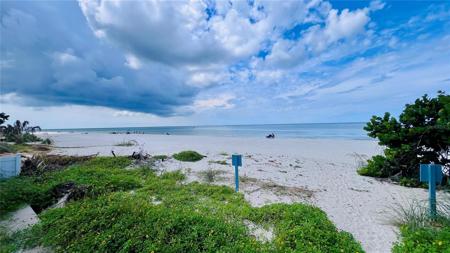 2308 BEACH TRAIL