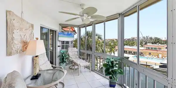 1215 S PORTOFINO DRIVE