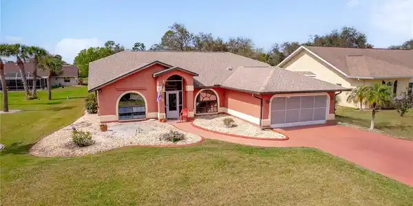 215 SANTAREM CIRCLE