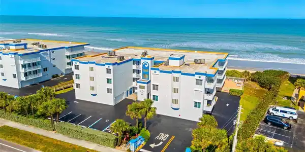 2035 N HIGHWAY A1A