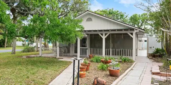 2401 S FLAGLER AVENUE