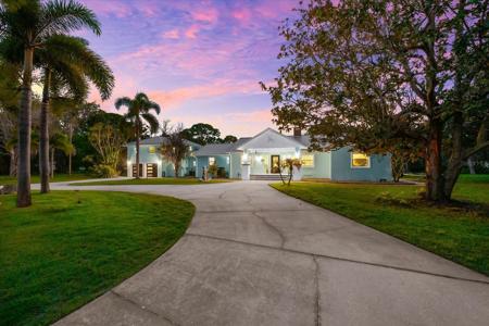 768 SEMINOLE BOULEVARD