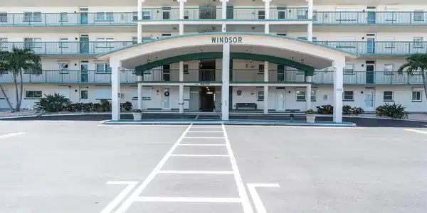 Image 4 Image 4