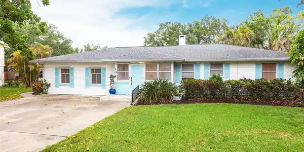 104 SHORELAND DRIVE