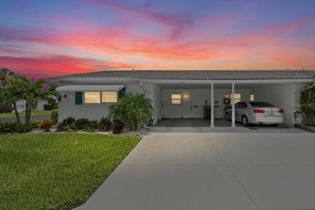 6016 HIBISCUS DRIVE