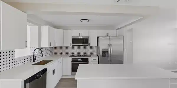 Image 4 Image 4