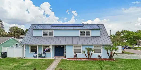 8439 BOXWOOD DRIVE