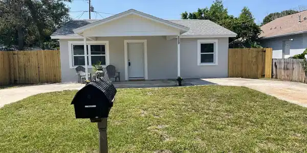 1117 BEVERLY