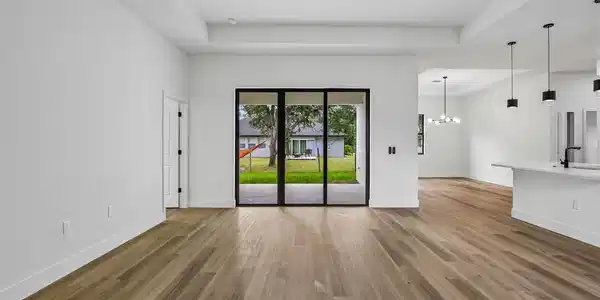 Image 4 Image 4