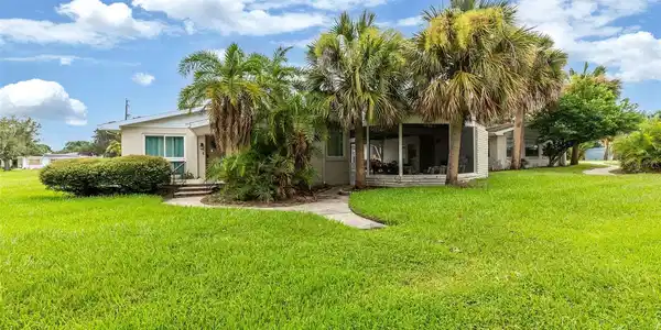 1175 JOHN ANDERSON DRIVE