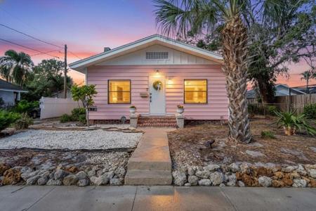 610 22ND STREET W