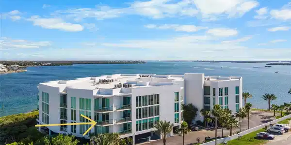 1375 BEACH ROAD