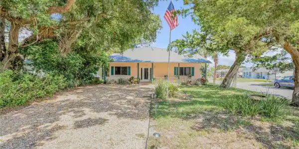 3611 SAXON DRIVE