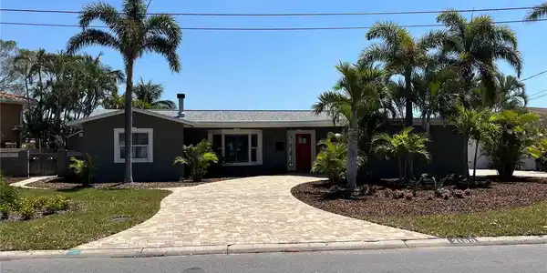 2100 DOLPHIN BOULEVARD S
