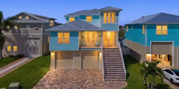 5777 ELISABETHAN LANE