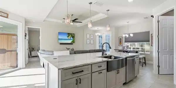 Image 4 Image 4
