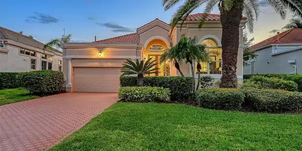 3511 FAIR OAKS COURT