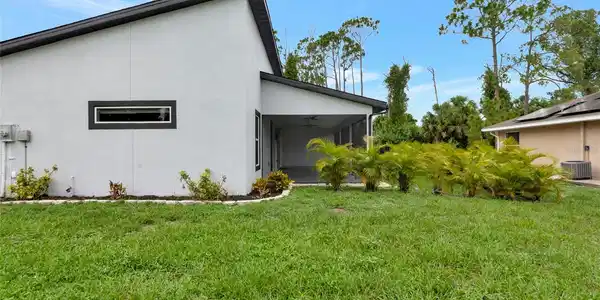 Image 4 Image 4