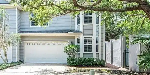 2880 BAYSHORE TRAILS DRIVE