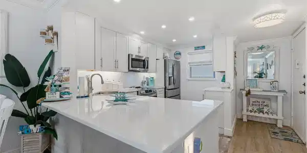 Image 4 Image 4