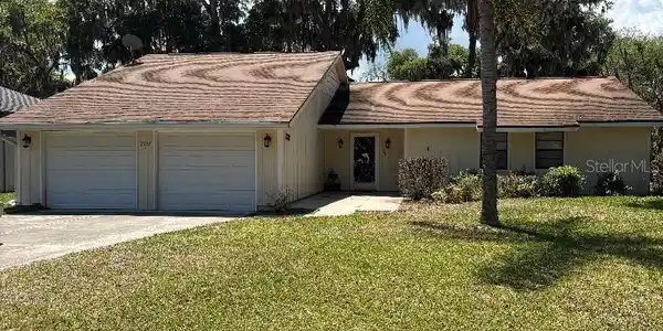 2114 KUMQUAT DRIVE