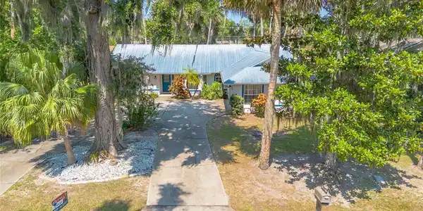 1927 ORANGE TREE DRIVE