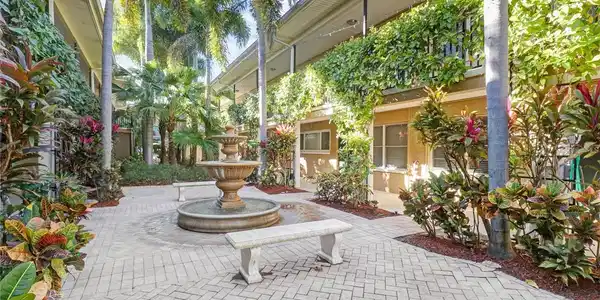 212 S CHURCH AVENUE