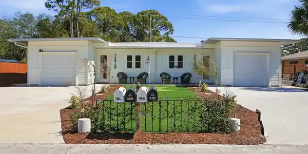 2421 INDIA PALM DRIVE