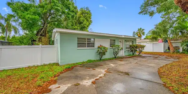 327 BARBARA CIRCLE