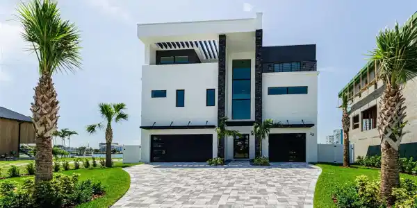 43 DOLPHIN DRIVE