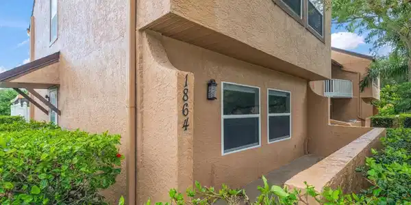 1864 CLEARBROOKE DRIVE